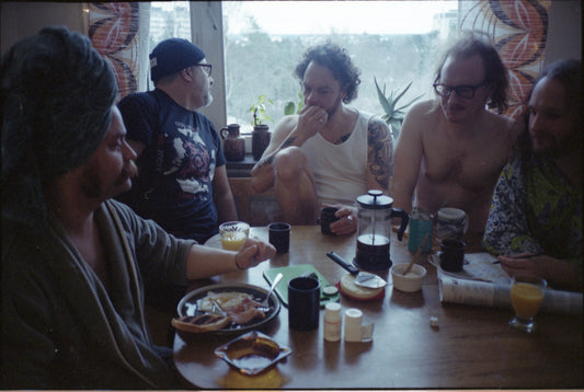 VAK is back with double single!