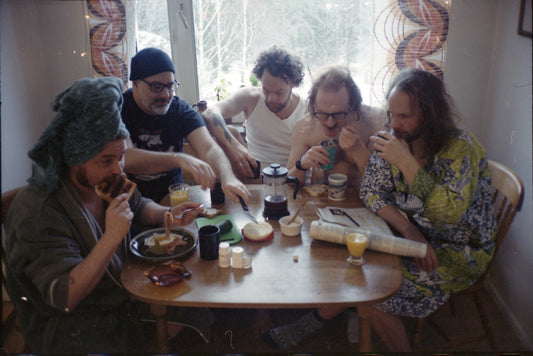 VAK delivers more sludge in new single!